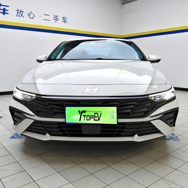 2026 Hyundai Elantra 1.5L CVT LUX Premium Edition– Factory Price From China | Ships From China to France