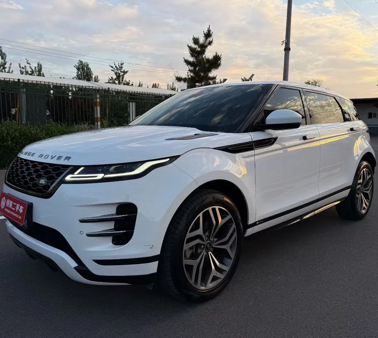 imgi_22_Powerful-Used-Car-2022-Land-Rover-Evoque-L-2-0t-48V-SUV Land-Rover Evoque– Buy Direct From China | Direct From China to UK - Image 1