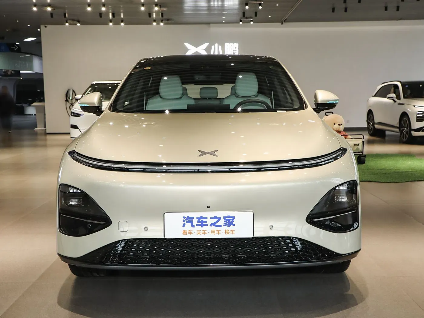 imgi_89_Xpeng-G6-2024-China-Electric-Car-New-Energy-Vehicle-Xiao-Peng-Xpeng-G6-EV-Car Xpeng G6– Buy Direct From China | Chinese Hybrid Car UK - Image 1